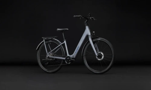 Bicicleta eléctrica Cube Kathmandu Hybrid C:62 SLT 400X ashgrey´n´prizm Cuadro abierto – vista frontal | Ebike.es