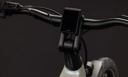 Bicicleta eléctrica Cube Kathmandu Hybrid Deluxe EXC 800 glintsand´n´black Barra alta – detalle 1 | Ebike.es