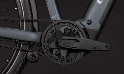 Bicicleta eléctrica Cube Kathmandu Hybrid Deluxe EXC 800 stealthgrey´n´grey Cuadro semiabierto – detalle 3 | Ebike.es