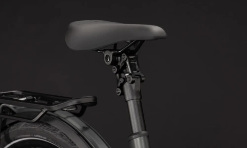 Bicicleta eléctrica Cube Kathmandu Hybrid Deluxe Pro 800 blackforest´n´chrome Cuadro abierto – detalle 4 | Ebike.es