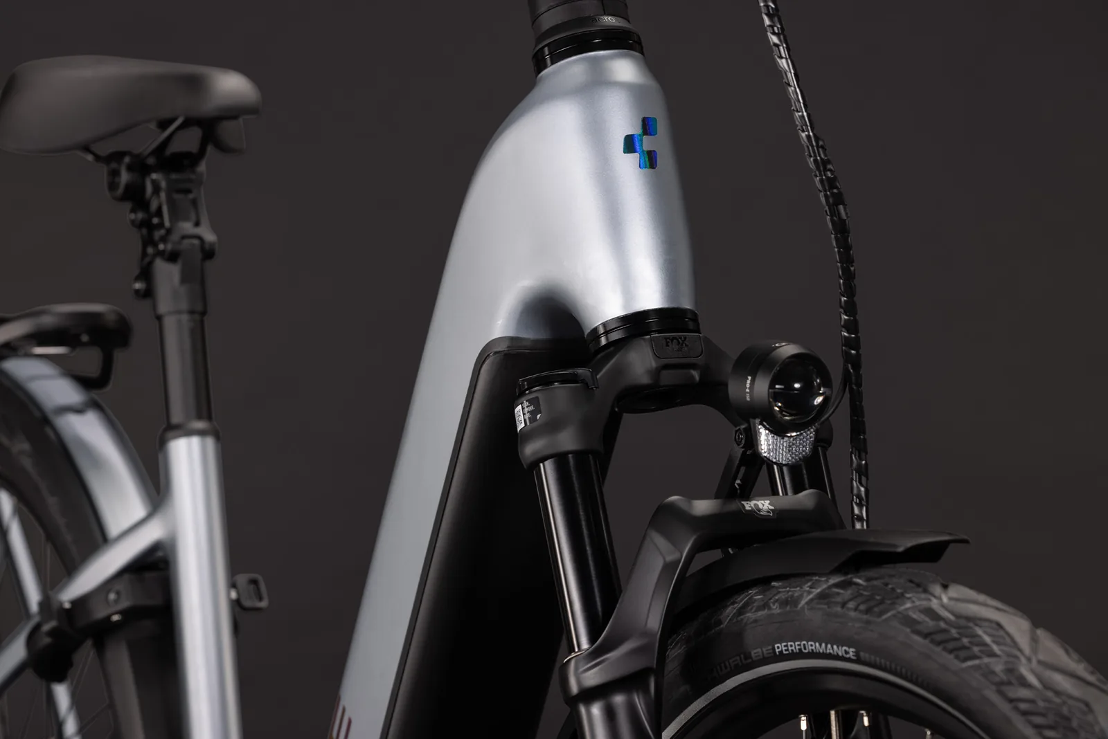 Cube Kathmandu Hybrid EXC 800 Wh slategrey´n´chrome – Bicicleta Eléctrica Trekking 2027 Cuadro abierto ebike.es Gran tienda de bicicletas eléctricas en España 6 Bicicleta eléctrica Cube Kathmandu Hybrid EXC 800 slategrey´n´chrome Cuadro abierto – detalle 4 | Ebike.es