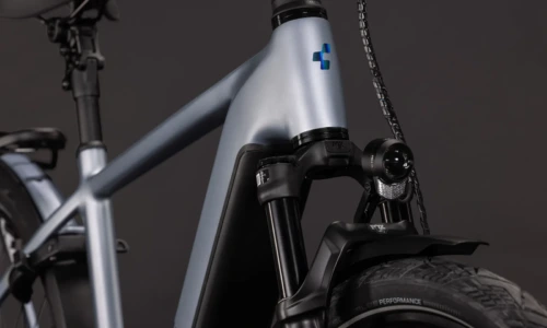 Bicicleta eléctrica Cube Kathmandu Hybrid EXC 800 slategrey´n´chrome Barra alta – detalle 6 | Ebike.es