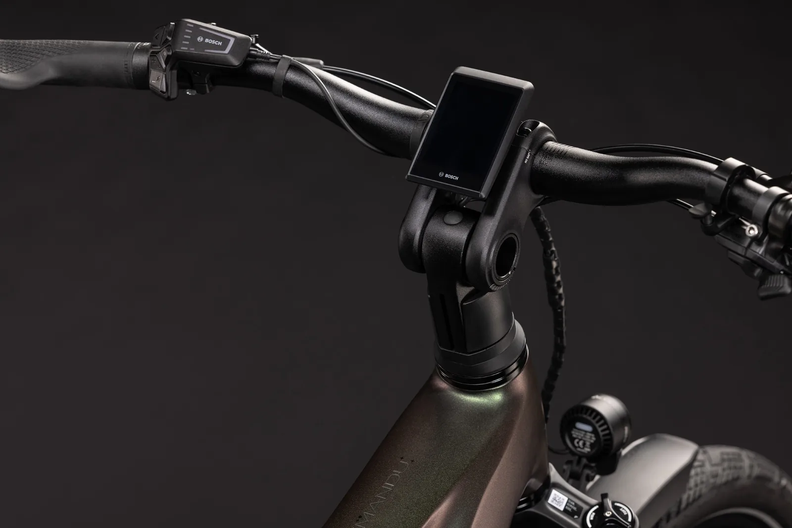 Cube Kathmandu Hybrid EXC 800 Wh stellar´n´chrome – Bicicleta Eléctrica Trekking 2027 Cuadro semiabierto ebike.es Gran tienda de bicicletas eléctricas en España 4 Bicicleta eléctrica Cube Kathmandu Hybrid EXC 800 stellar´n´chrome Cuadro semiabierto – detalle 2 | Ebike.es