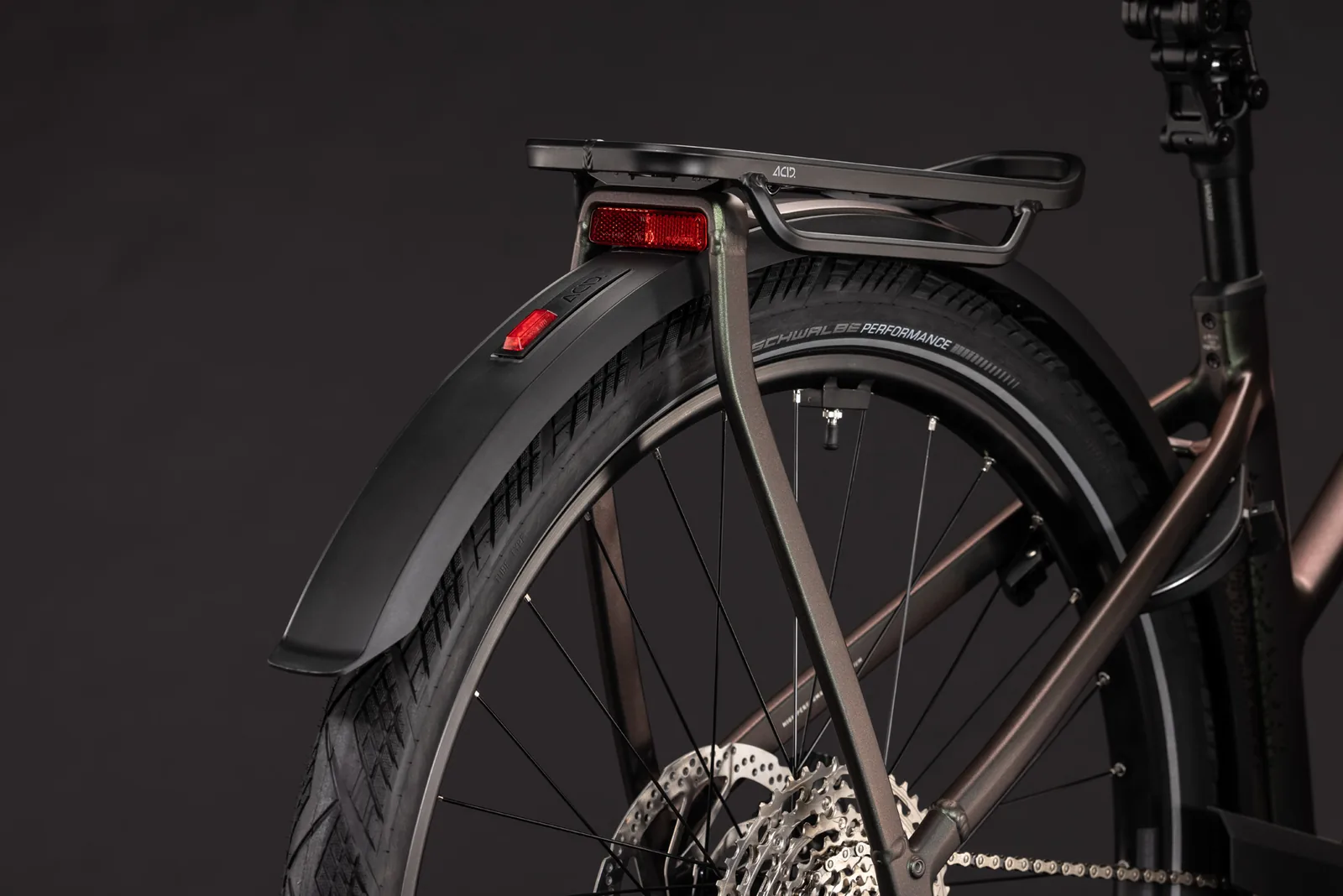 Cube Kathmandu Hybrid EXC 800 Wh stellar´n´chrome – Bicicleta Eléctrica Trekking 2027 Cuadro semiabierto ebike.es Gran tienda de bicicletas eléctricas en España 5 Bicicleta eléctrica Cube Kathmandu Hybrid EXC 800 stellar´n´chrome Cuadro semiabierto – detalle 3 | Ebike.es