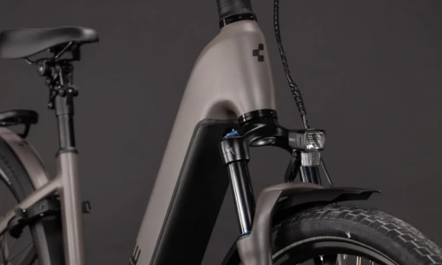 Bicicleta eléctrica Cube Kathmandu Hybrid ONE 800 cedar´n´chrome Cuadro abierto – detalle 4 | Ebike.es