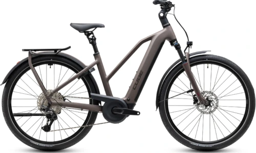 Bicicleta eléctrica Cube Kathmandu Hybrid ONE 800 cedar´n´chrome Cuadro semiabierto – vista lateral | Ebike.es