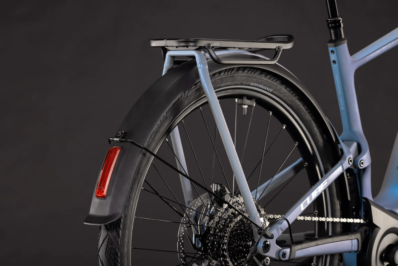 Cube Kathmandu Hybrid ONE11 HPC Pro 800 Wh hazeblue´n´blue – Bicicleta Eléctrica Trekking 2027 Barra alta ebike.es Gran tienda de bicicletas eléctricas en España 4 Bicicleta eléctrica Cube Kathmandu Hybrid ONE11 HPC Pro 800 hazeblue´n´blue Barra alta – detalle 2 | Ebike.es
