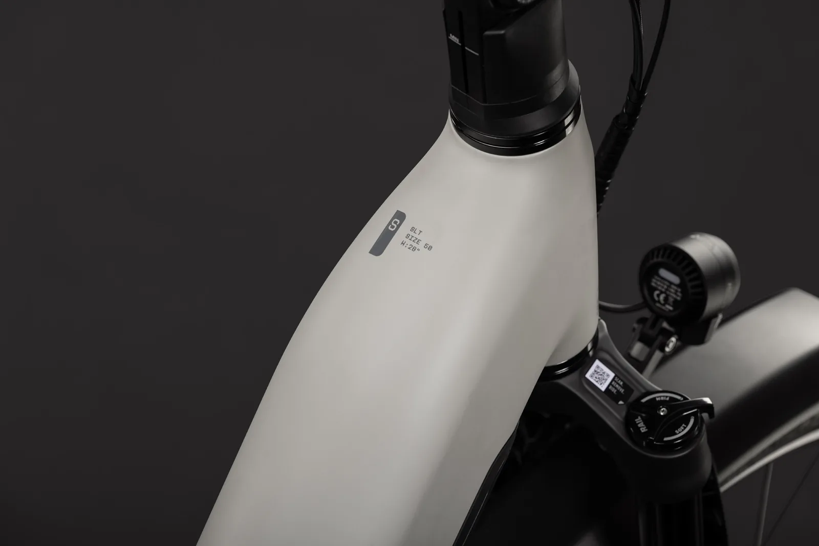 Cube Kathmandu Hybrid ONE11 HPC SLT 800 Wh glintsand´n´oatgrey – Bicicleta Eléctrica Trekking 2027 Cuadro abierto ebike.es Gran tienda de bicicletas eléctricas en España 4 Bicicleta eléctrica Cube Kathmandu Hybrid ONE11 HPC SLT 800 glintsand´n´oatgrey Cuadro abierto – detalle 2 | Ebike.es