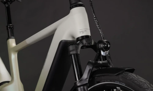 Cube Kathmandu Hybrid ONE11 HPC SLT 800 Wh glintsand´n´oatgrey – Bicicleta Eléctrica Trekking 2027 Barra alta ebike.es Gran tienda de bicicletas eléctricas en España 11 Bicicleta eléctrica Cube Kathmandu Hybrid ONE11 HPC SLT 800 glintsand´n´oatgrey Barra alta – detalle 1 | Ebike.es