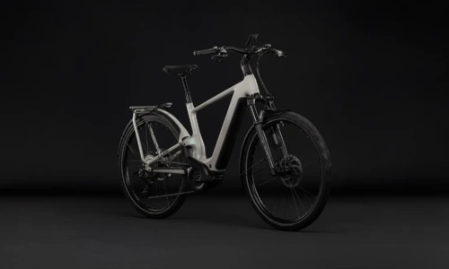 Cube Kathmandu Hybrid ONE11 HPC SLT 800 Wh glintsand´n´oatgrey – Bicicleta Eléctrica Trekking 2027 Barra alta ebike.es Gran tienda de bicicletas eléctricas en España 10 Bicicleta eléctrica Cube Kathmandu Hybrid ONE11 HPC SLT 800 glintsand´n´oatgrey Barra alta – vista frontal | Ebike.es