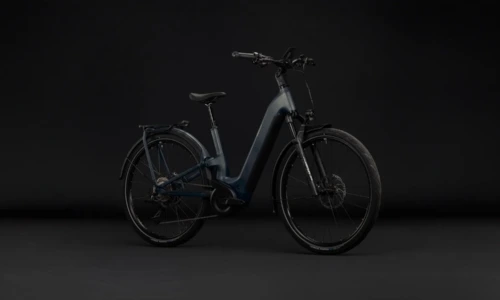 Bicicleta eléctrica Cube Kathmandu Hybrid ONE11 HPC SLX 800 sagebrushgreen´n´chrome Cuadro abierto – vista frontal | Ebike.es