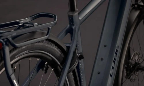 Cube Kathmandu Hybrid Pro 800 Wh coal´n´black – Bicicleta Eléctrica Trekking 2027 Barra alta ebike.es Gran tienda de bicicletas eléctricas en España 12 Bicicleta eléctrica Cube Kathmandu Hybrid Pro 800 coal´n´black Barra alta – detalle 3 | Ebike.es