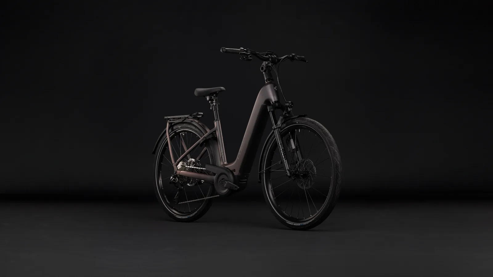 Cube Kathmandu Hybrid SLT 800 Wh mysticgraphite´n´reflex – Bicicleta Eléctrica Trekking 2027 Cuadro abierto ebike.es Gran tienda de bicicletas eléctricas en España 2 Bicicleta eléctrica Cube Kathmandu Hybrid SLT 800 mysticgraphite´n´reflex Cuadro abierto – vista frontal | Ebike.es