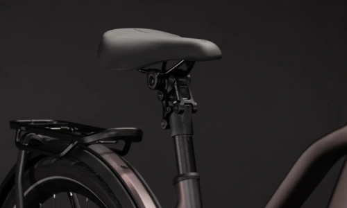 Bicicleta eléctrica Cube Kathmandu Hybrid SLT 800 mysticgraphite´n´reflex Cuadro semiabierto – detalle 4 | Ebike.es