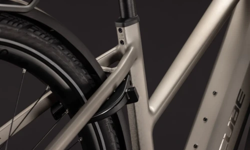 Cube Kathmandu Hybrid SLX 800 Wh flashstone´n´chrome – Bicicleta Eléctrica Trekking 2027 Cuadro semiabierto ebike.es Gran tienda de bicicletas eléctricas en España 13 Bicicleta eléctrica Cube Kathmandu Hybrid SLX 800 flashstone´n´chrome Cuadro semiabierto – detalle 4 | Ebike.es