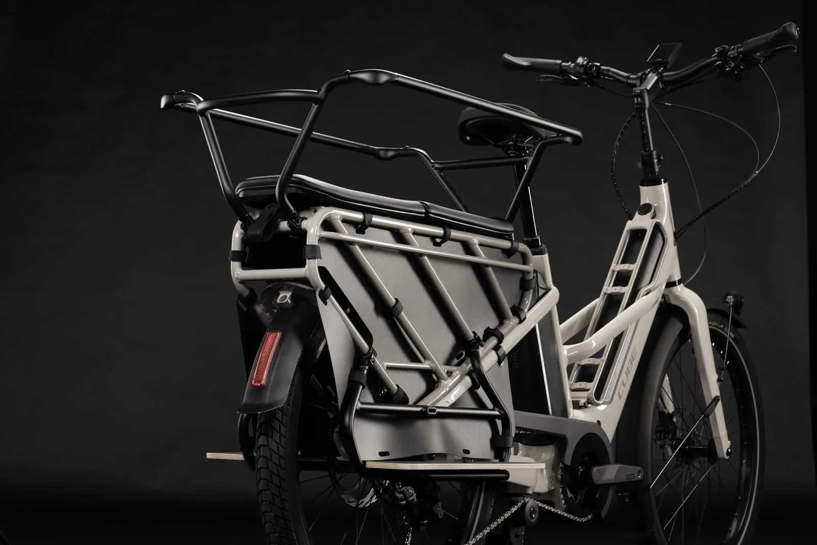 Cube Longtail Hybrid Family 800 Wh greybeige´n´grey – Bicicleta Eléctrica de Carga 2027 ebike.es Gran tienda de bicicletas eléctricas en España 3 Bicicleta eléctrica Cube Longtail Hybrid Family 800 greybeige´n´grey – detalle 1 | Ebike.es
