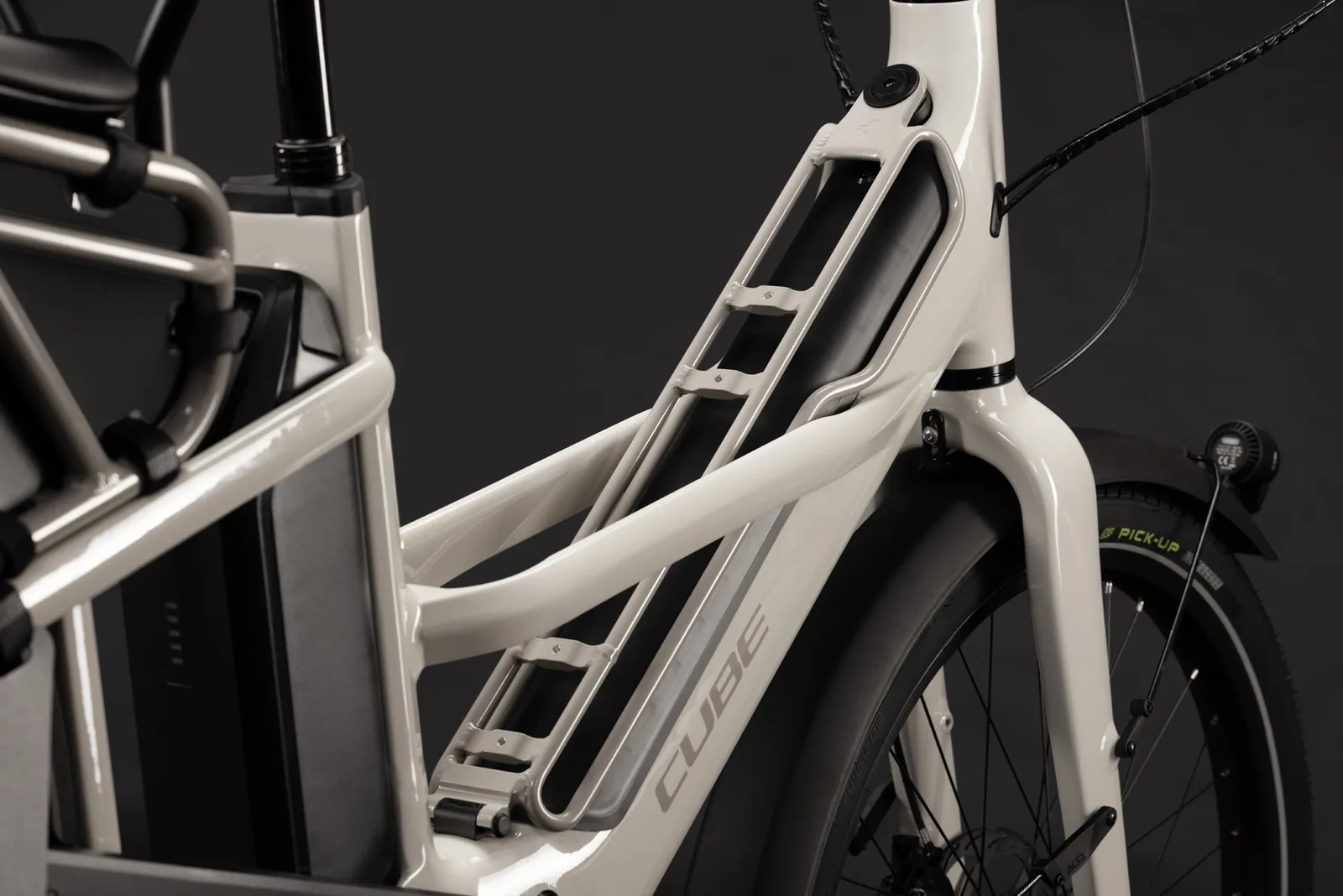 Cube Longtail Hybrid Family 800 Wh greybeige´n´grey – Bicicleta Eléctrica de Carga 2027 ebike.es Gran tienda de bicicletas eléctricas en España 5 Bicicleta eléctrica Cube Longtail Hybrid Family 800 greybeige´n´grey – detalle 3 | Ebike.es