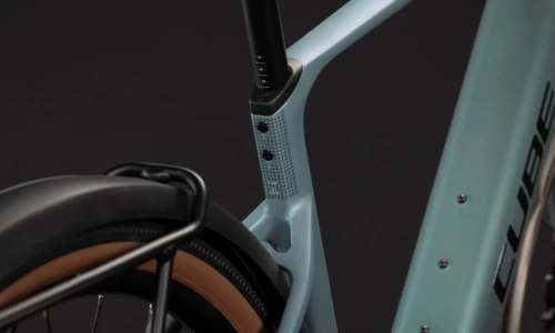 Bicicleta eléctrica Cube Nulane Hybrid C:62 Race 400X FE seagrey´n´black – detalle 3 | Ebike.es