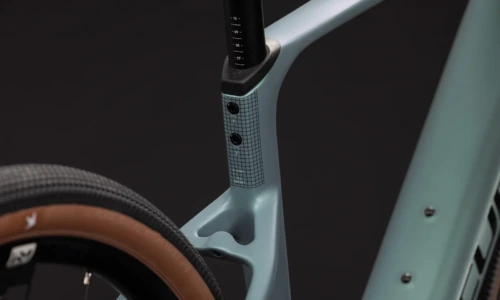 Bicicleta eléctrica Cube Nulane Hybrid C:62 Race 400X seagrey´n´black – detalle 2 | Ebike.es