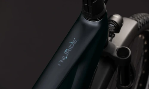 Bicicleta eléctrica Cube Nuride Hybrid EXC 800 coal´n´chrome Barra alta – detalle 1 | Ebike.es