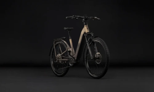 Cube Nuride Hybrid ONE11 HPC SLX 800 Wh goldenbrown´n´black – Bicicleta Eléctrica Trekking 2027 Cuadro abierto ebike.es Gran tienda de bicicletas eléctricas en España 11 Bicicleta eléctrica Cube Nuride Hybrid ONE11 HPC SLX 800 goldenbrown´n´black Cuadro abierto – vista frontal | Ebike.es