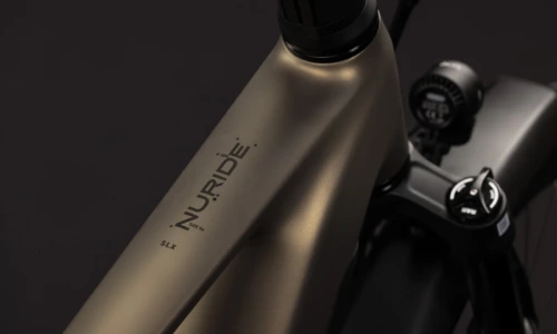Bicicleta eléctrica Cube Nuride Hybrid ONE11 HPC SLX 800 goldenbrown´n´black Barra alta – detalle 1 | Ebike.es