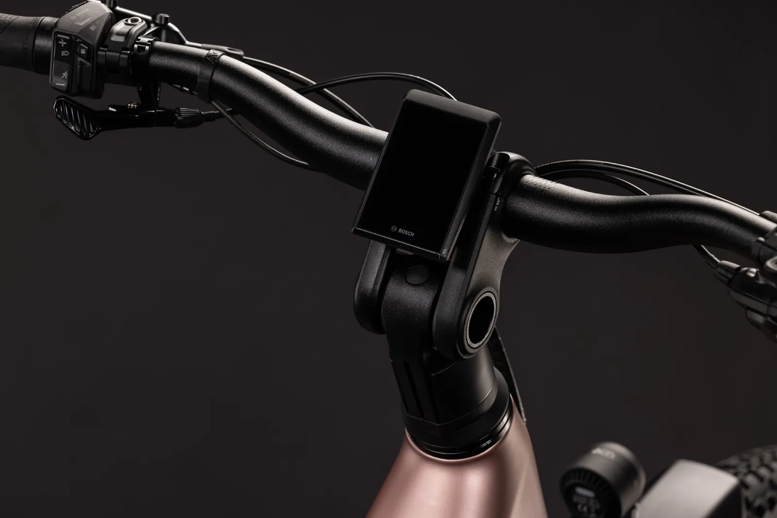 Cube Nuride Hybrid ONE11 HPC SLX 800 Wh mauve´n´black – Bicicleta Eléctrica Trekking 2027 Cuadro abierto ebike.es Gran tienda de bicicletas eléctricas en España 3 Bicicleta eléctrica Cube Nuride Hybrid ONE11 HPC SLX 800 mauve´n´black Cuadro abierto – detalle 1 | Ebike.es