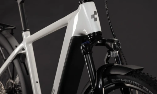 Bicicleta eléctrica Cube Nuride Hybrid Performance 720 metallicwhite´n´grey Barra alta – detalle 4 | Ebike.es