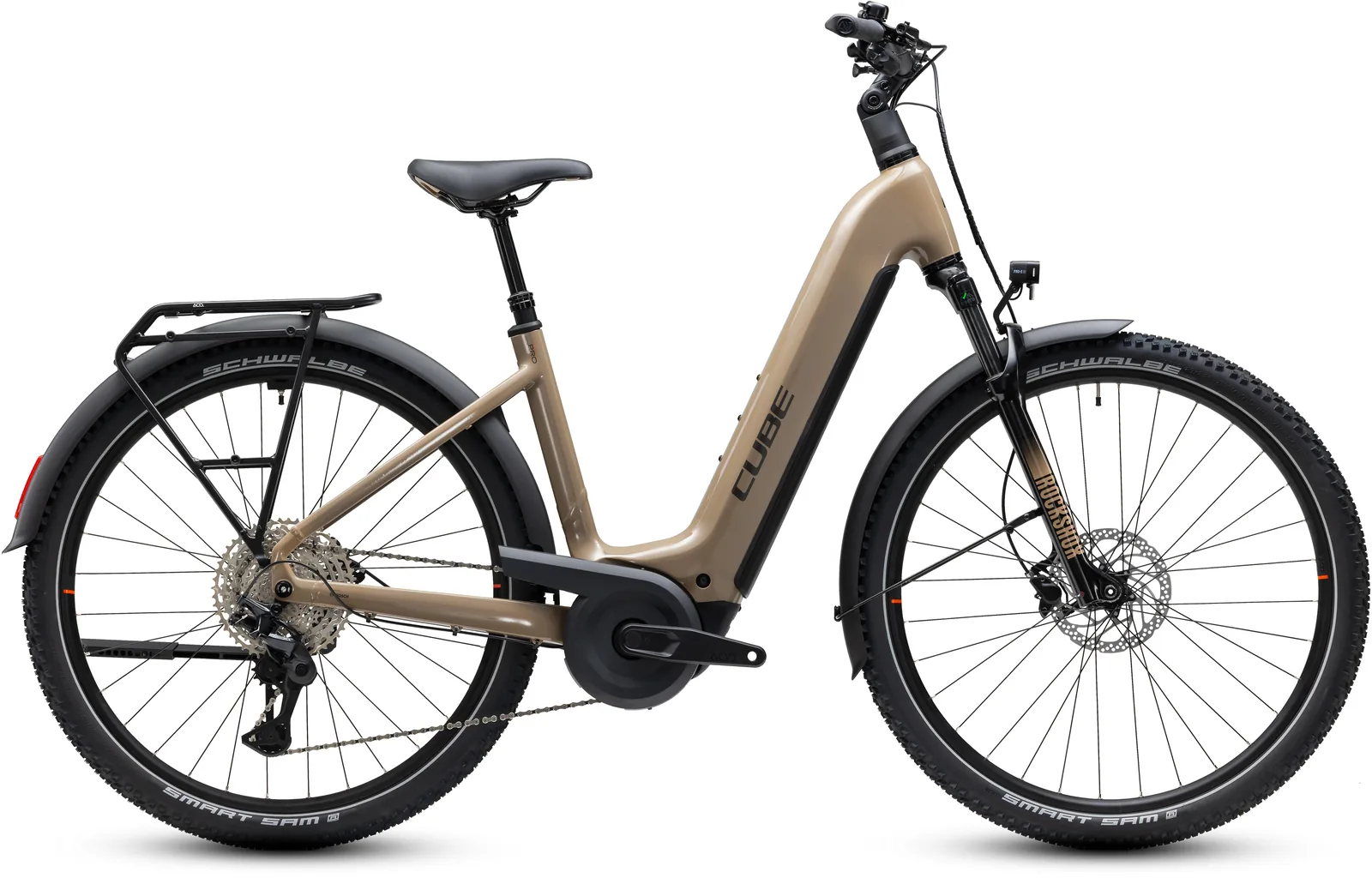 Cube Nuride Hybrid Pro 800 Wh cappuccino´n´black – Bicicleta Eléctrica Trekking 2027 Cuadro abierto ebike.es Gran tienda de bicicletas eléctricas en España Bicicleta eléctrica Cube Nuride Hybrid Pro 800 cappuccino´n´black Cuadro abierto – vista lateral | Ebike.es