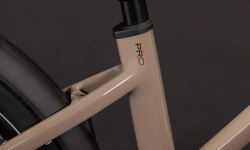 Bicicleta eléctrica Cube Nuride Hybrid Pro 800 cappuccino´n´black Cuadro semiabierto – detalle 3 | Ebike.es