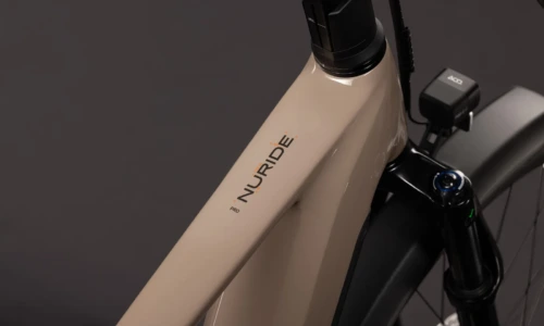 Bicicleta eléctrica Cube Nuride Hybrid Pro 800 cappuccino´n´black Barra alta – detalle 1 | Ebike.es