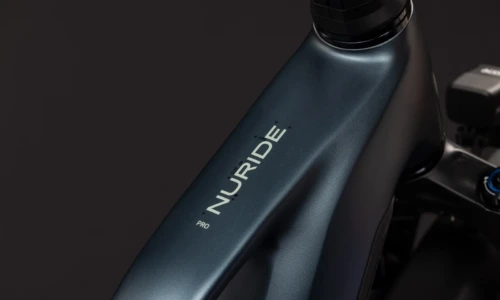 Bicicleta eléctrica Cube Nuride Hybrid Pro 800 deepteal´n´blue Cuadro semiabierto – detalle 2 | Ebike.es