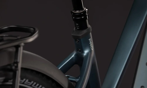Bicicleta eléctrica Cube Nuride Hybrid Pro 800 deepteal´n´blue Cuadro semiabierto – detalle 3 | Ebike.es