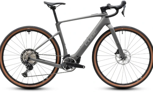 Bicicleta eléctrica Cube Nuroad Hybrid C:62 Race 400X oldgrey´n´grey – vista lateral | Ebike.es