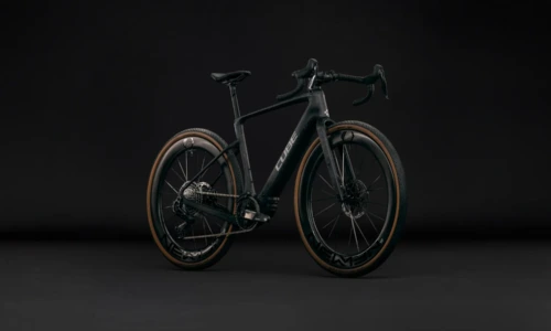 Bicicleta eléctrica Cube Nuroad Hybrid C:62 SLT 400X onyxfibre´n´blue – vista frontal | Ebike.es