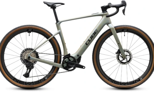 Bicicleta eléctrica Cube Nuroad Hybrid C:62 SLX 400X glintsand´n´black – vista lateral | Ebike.es