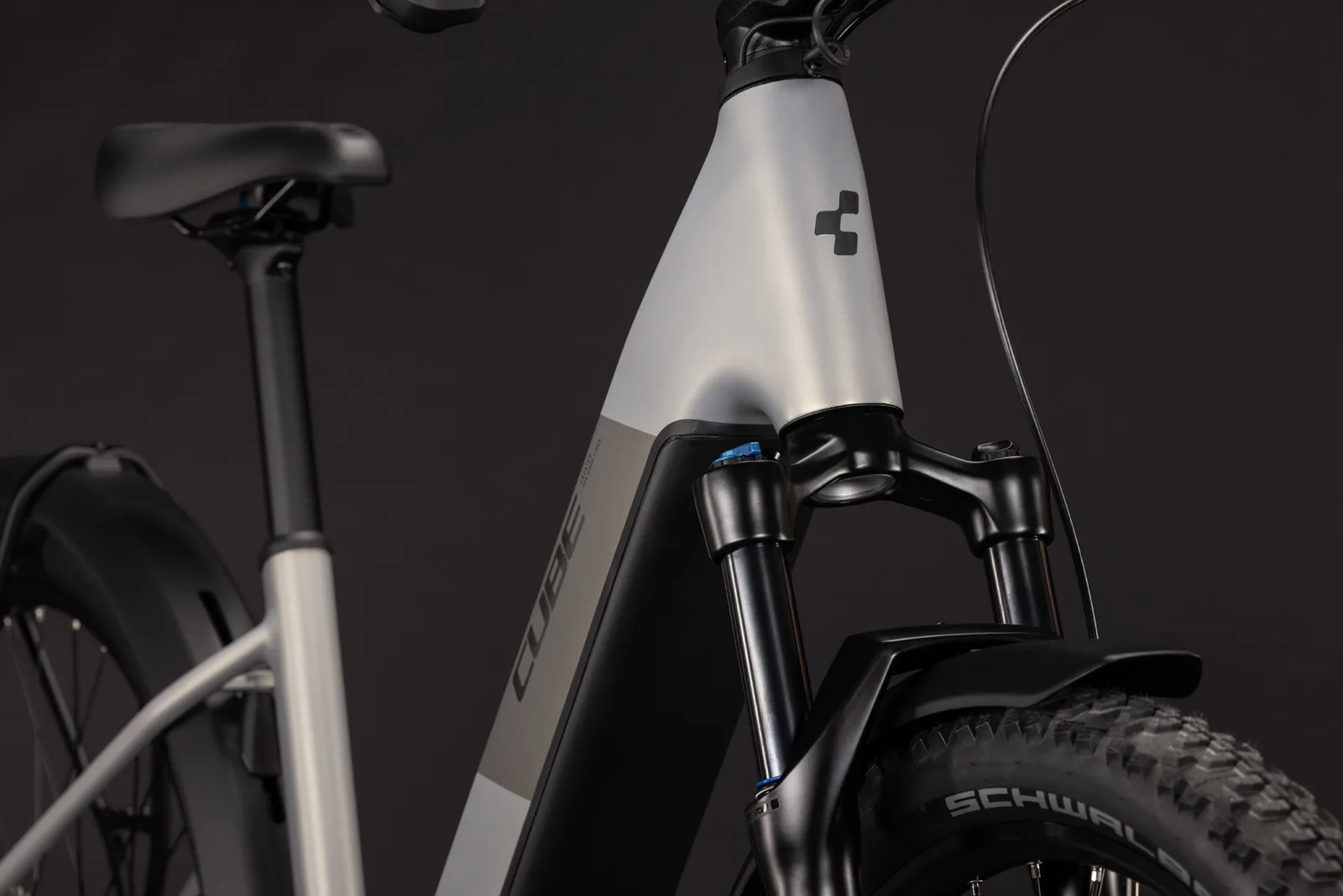 Cube Reaction Hybrid ONE 720 FE pearlsilver´n´chrome – Bicicleta Eléctrica de Montaña 2027 Cuadro abierto ebike.es Gran tienda de bicicletas eléctricas en España 7 Bicicleta eléctrica Cube Reaction Hybrid ONE 720 FE pearlsilver´n´chrome Cuadro abierto – detalle 5 | Ebike.es
