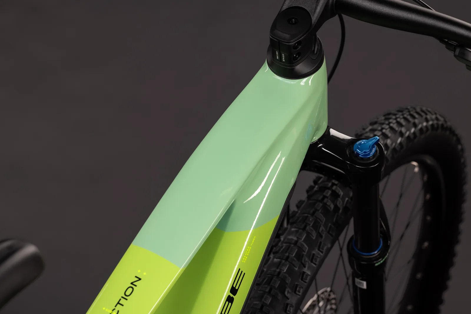 Cube Reaction Hybrid ONE 720 Wh cactus´n´black – Bicicleta Eléctrica de Montaña 2027 Barra alta ebike.es Gran tienda de bicicletas eléctricas en España 3 Bicicleta eléctrica Cube Reaction Hybrid ONE 720 cactus´n´black Barra alta – detalle 1 | Ebike.es