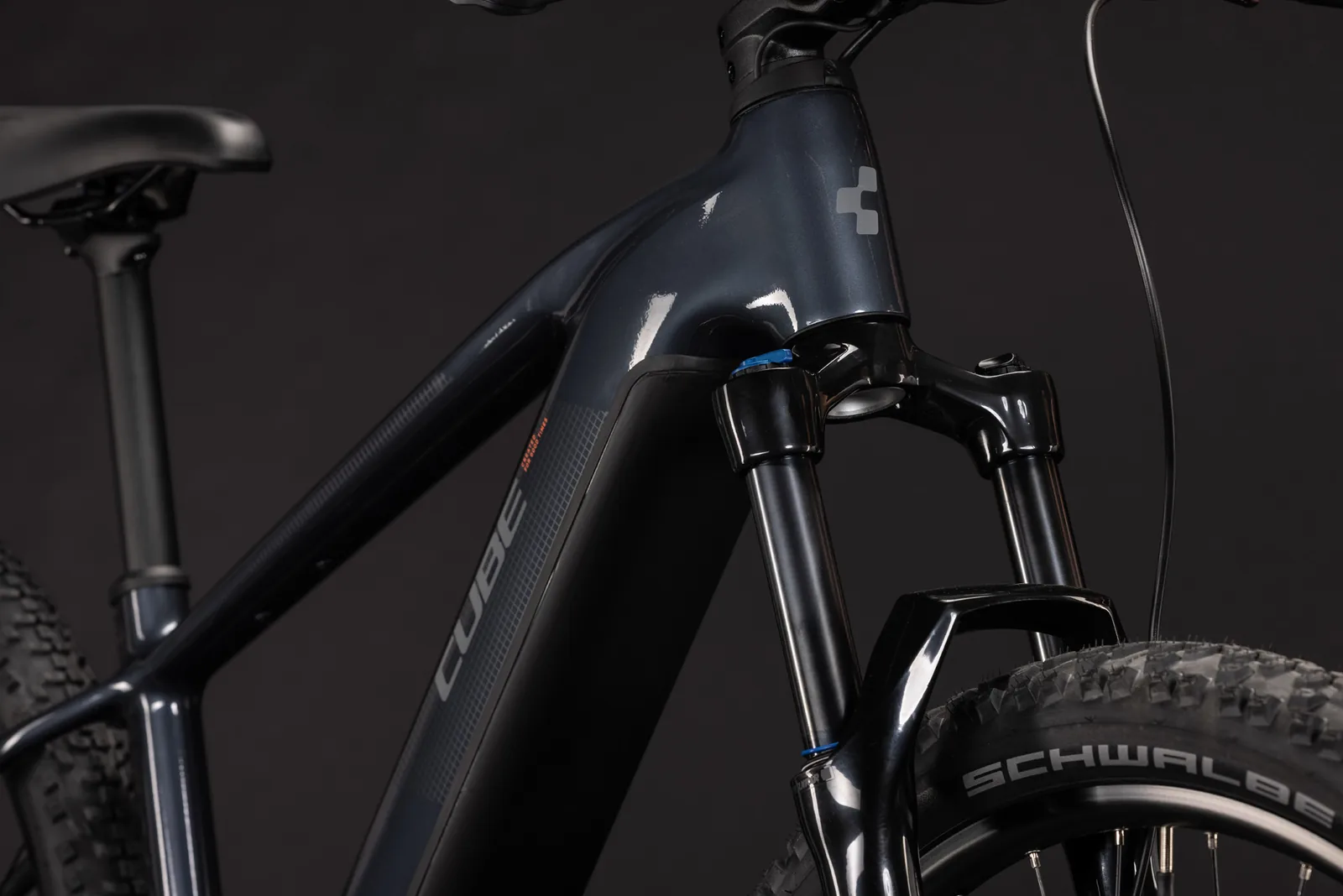Cube Reaction Hybrid ONE 720 Wh oolonggrey´n´reflex – Bicicleta Eléctrica de Montaña 2027 Barra alta ebike.es Gran tienda de bicicletas eléctricas en España 8 Bicicleta eléctrica Cube Reaction Hybrid ONE 720 oolonggrey´n´reflex Barra alta – detalle 6 | Ebike.es