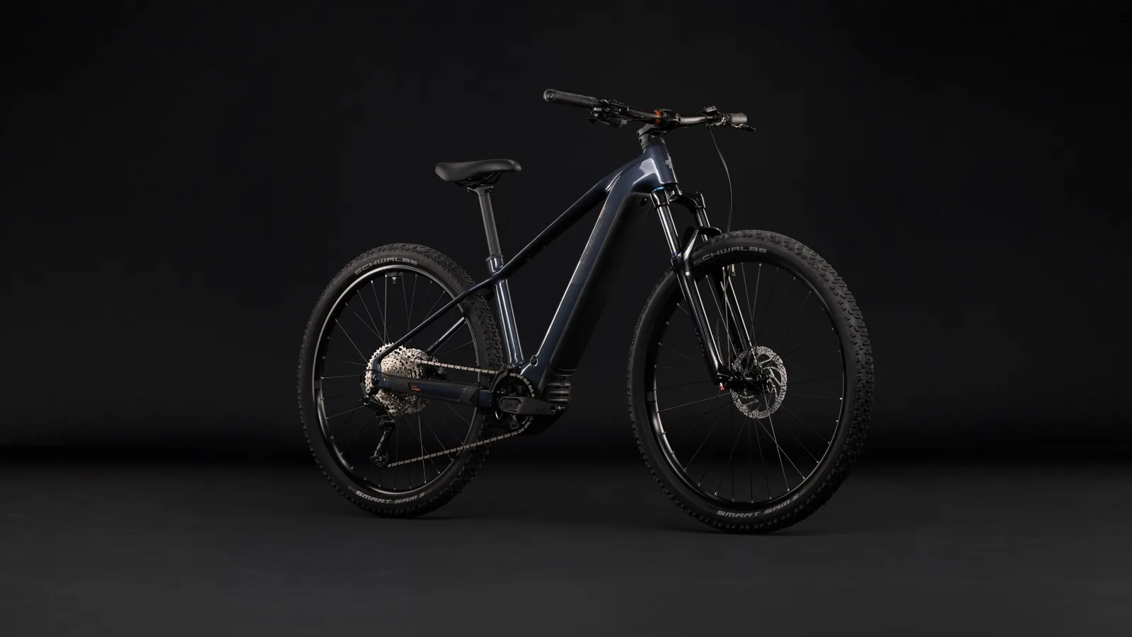 Cube Reaction Hybrid ONE 720 Wh oolonggrey´n´reflex – Bicicleta Eléctrica de Montaña 2027 Barra alta ebike.es Gran tienda de bicicletas eléctricas en España 2 Bicicleta eléctrica Cube Reaction Hybrid ONE 720 oolonggrey´n´reflex Barra alta – vista frontal | Ebike.es
