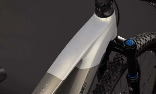 Cube Reaction Hybrid ONE 720 Wh pearlsilver´n´chrome – Bicicleta Eléctrica de Montaña 2027 Barra alta ebike.es Gran tienda de bicicletas eléctricas en España 10 Bicicleta eléctrica Cube Reaction Hybrid ONE 720 pearlsilver´n´chrome Barra alta – detalle 1 | Ebike.es