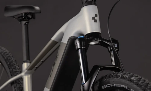 Bicicleta eléctrica Cube Reaction Hybrid ONE 720 pearlsilver´n´chrome Barra alta – detalle 5 | Ebike.es