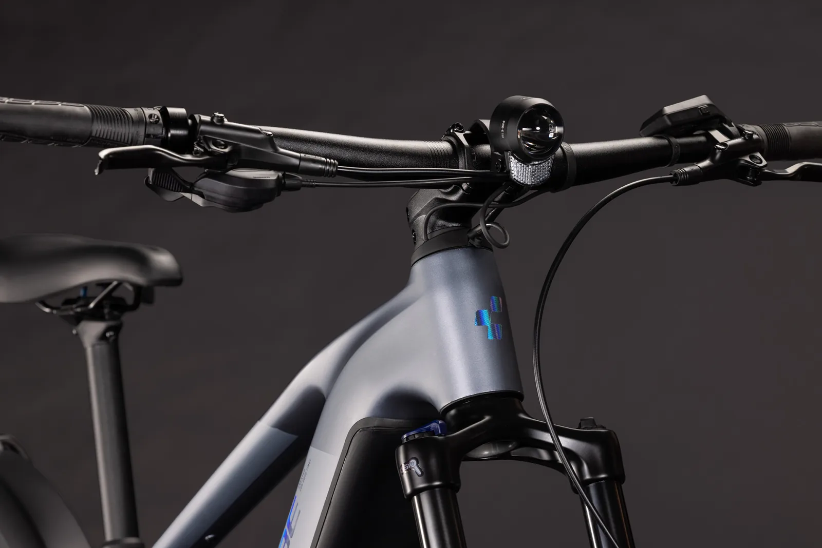 Cube Reaction Hybrid Performance 720 FE ashgrey´n´prism – Bicicleta Eléctrica de Montaña 2027 Barra alta ebike.es Gran tienda de bicicletas eléctricas en España 8 Bicicleta eléctrica Cube Reaction Hybrid Performance 720 FE ashgrey´n´prism Barra alta – detalle 6 | Ebike.es