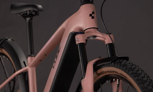 Cube Reaction Hybrid Performance 720 FE ruby´n´black – Bicicleta Eléctrica de Montaña 2027 Barra alta ebike.es Gran tienda de bicicletas eléctricas en España 16 Bicicleta eléctrica Cube Reaction Hybrid Performance 720 FE ruby´n´black Barra alta – detalle 6 | Ebike.es