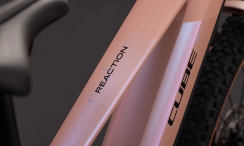 Cube Reaction Hybrid Performance 720 Wh ruby´n´black – Bicicleta Eléctrica de Montaña 2027 Barra alta ebike.es Gran tienda de bicicletas eléctricas en España 11 Bicicleta eléctrica Cube Reaction Hybrid Performance 720 ruby´n´black Barra alta – detalle 2 | Ebike.es