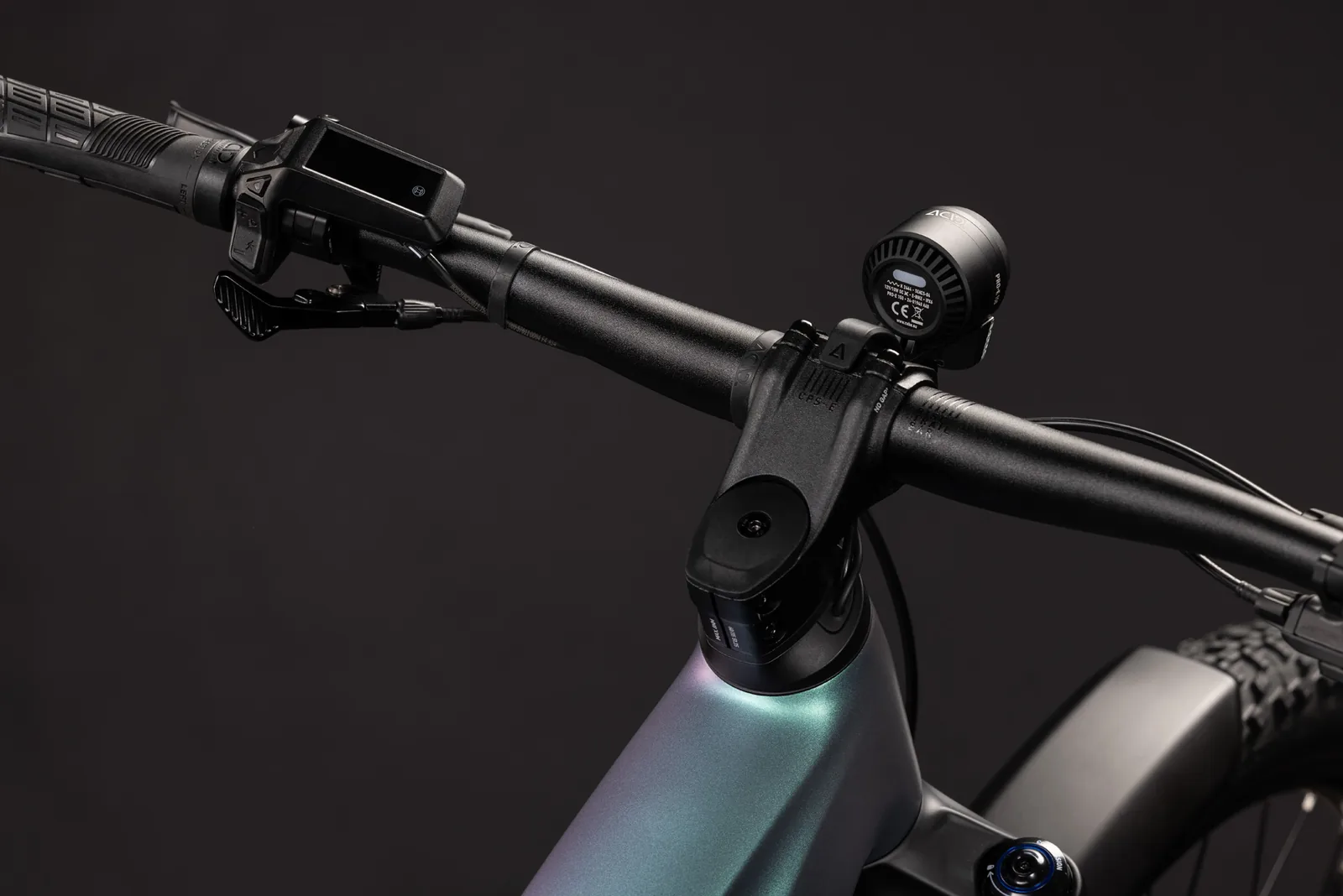 Cube Reaction Hybrid Pro 800 FE polarlight´n´black – Bicicleta Eléctrica de Montaña 2027 Cuadro semiabierto ebike.es Gran tienda de bicicletas eléctricas en España 3 Bicicleta eléctrica Cube Reaction Hybrid Pro 800 FE polarlight´n´black Cuadro semiabierto – detalle 1 | Ebike.es