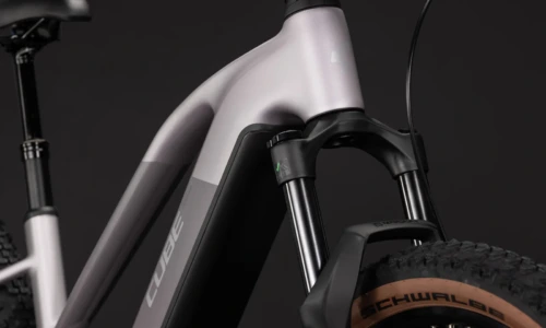 Bicicleta eléctrica Cube Reaction Hybrid Pro 800 lilacbreeze´n´prizm Cuadro semiabierto – detalle 5 | Ebike.es