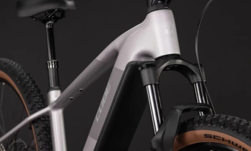 Bicicleta eléctrica Cube Reaction Hybrid Pro 800 lilacbreeze´n´prizm Barra alta – detalle 6 | Ebike.es