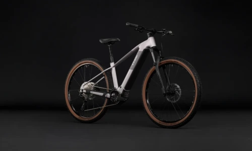 Bicicleta eléctrica Cube Reaction Hybrid Pro 800 lilacbreeze´n´prizm Barra alta – vista frontal | Ebike.es
