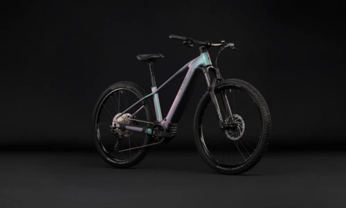 Bicicleta eléctrica Cube Reaction Hybrid Pro 800 polarlight´n´black Barra alta – vista frontal | Ebike.es